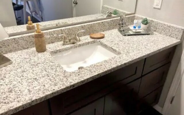 Next to Integris Baptist Hospital-Suite