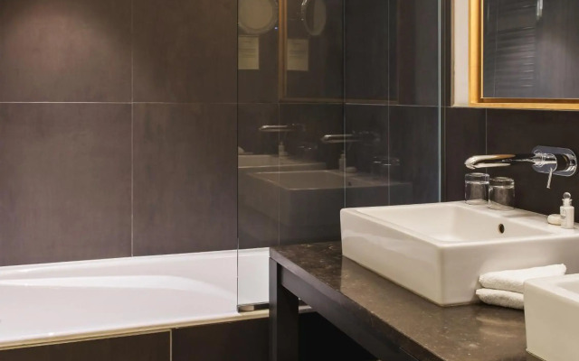New Hotel Roblin