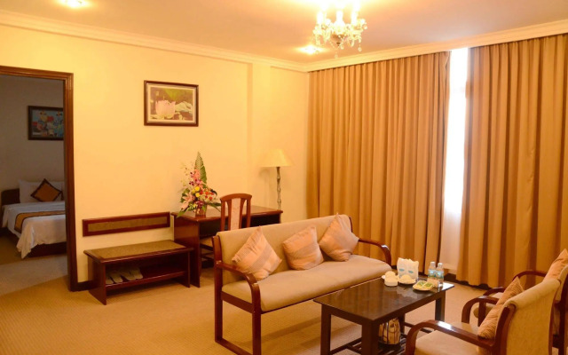 Saigontourane Hotel