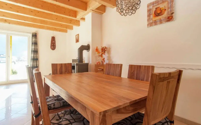 Spacious Chalet near Ski Slopes in Kotschach-Mauthen