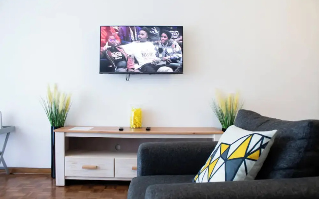 Apartment Sleeps 4, 2 Baths, Free Parking