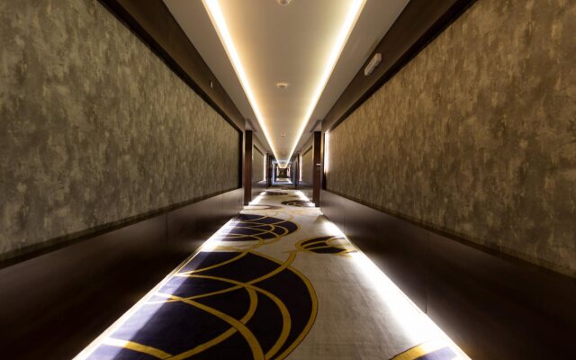 Q Suites Jeddah by EWA