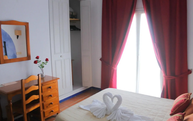 Hostal Puente Del Rey