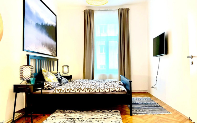 Urban Contactless Apartment