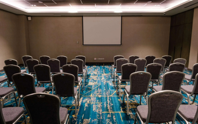 Park Inn By Radisson Bacolod