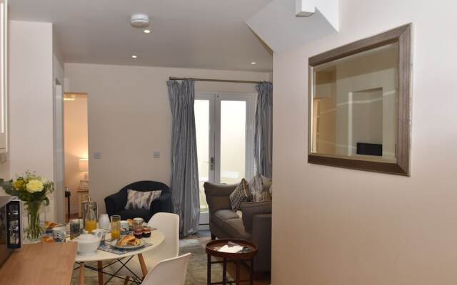 Curlew House
