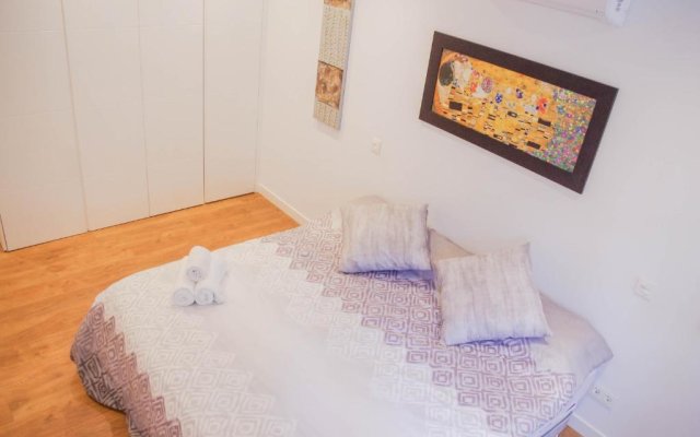 Adorable NEW ! Apartment in Madrid Center