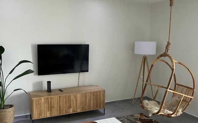 No5 Mambo Apartment