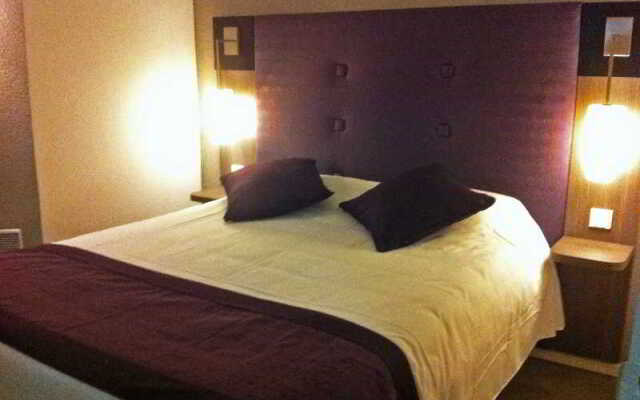 Brit Hotel Reims La Neuvillette