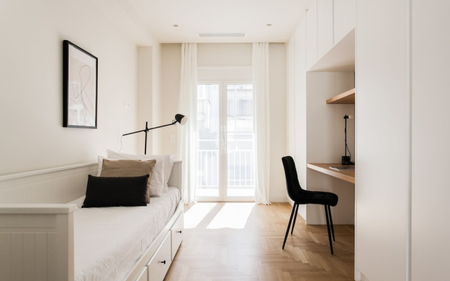 Spectacular 3BR Apartment in Pangrati