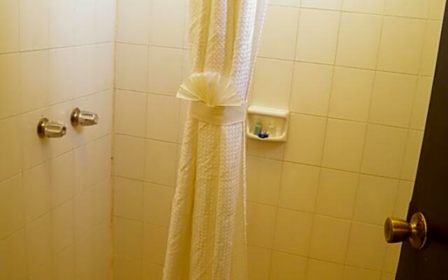 #35 Bungalow Seaside Hotel & Victors RV Park