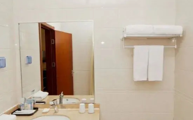 Dongying Lijin Madison Hotel