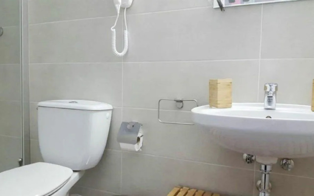 Residencia Universitaria Resa La Ciutadella -Campus Accomodation