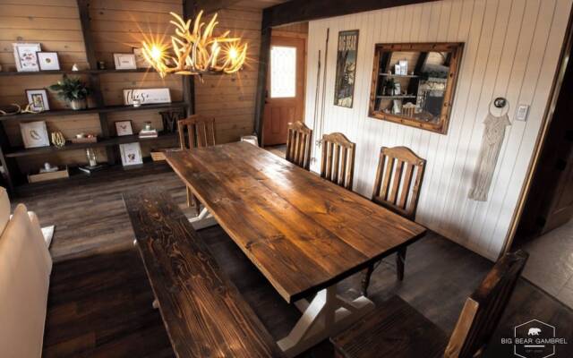 BIG Bear Gambrel #2066