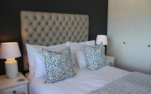 Waterfront- 11 South Quay