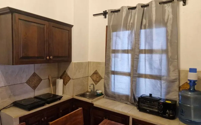 Cozy Colonial Style Azotea Apartments
