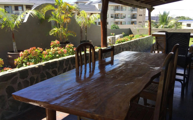 TipTop Hotel, Resto and Delishop
