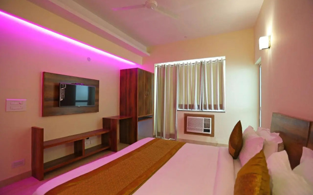 OYO 10889 Hotel Green Residency
