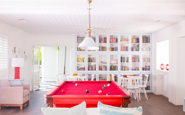 Coral Sands Inn & Cottages