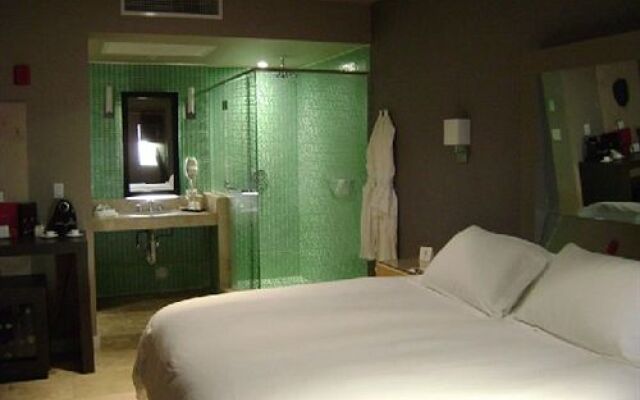 Aladdin Hotel Miami