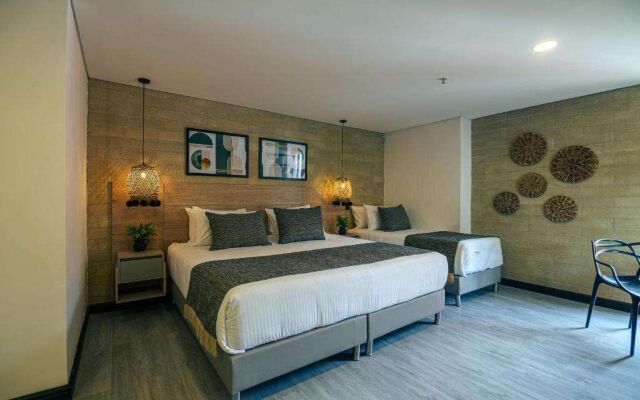 First Class Hotel