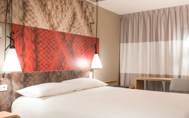 ibis London Heathrow Airport
