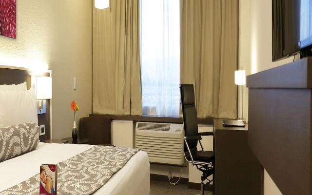 Crowne Plaza Panama Airport by IHG