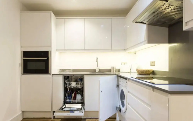 Manor House Studio Apartment A