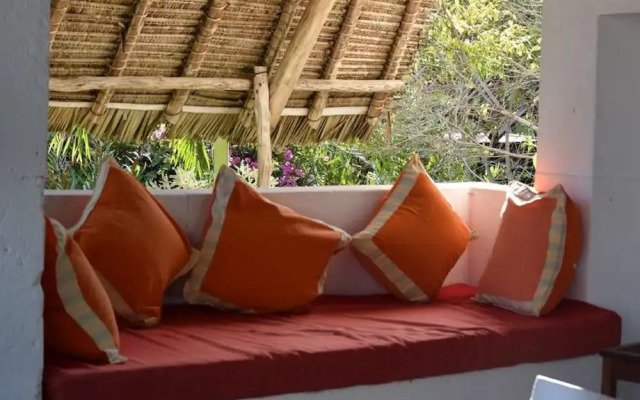 Maweni Beach Cottages