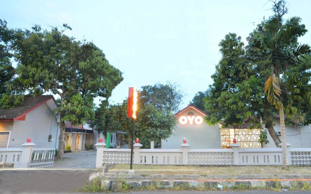 Oyo 743 Garden Guesthouse