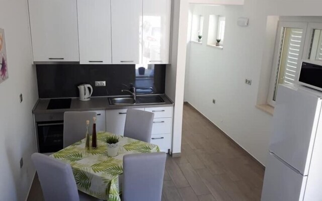 Apartments Šišević