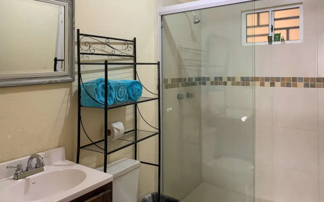 Apartment With Excellent In-town Location 1