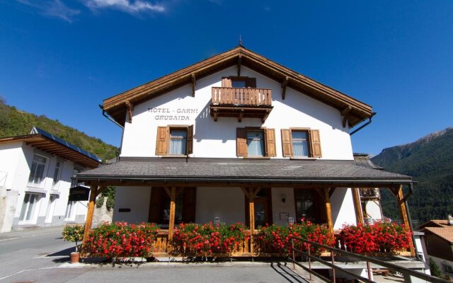 Hotel Garni Alpenrose (Grusaida)