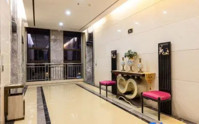 LUX CABINS Zunzhong Hote