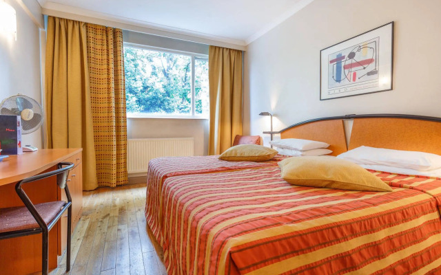 La Reserve Hotel