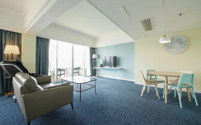 Warwick Hotel