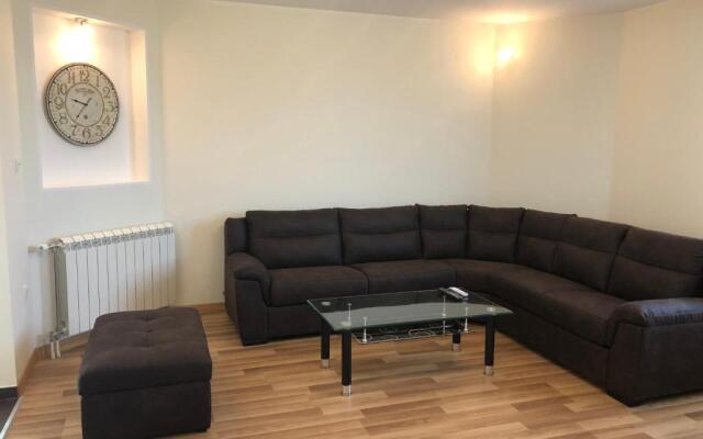 MK Apartment