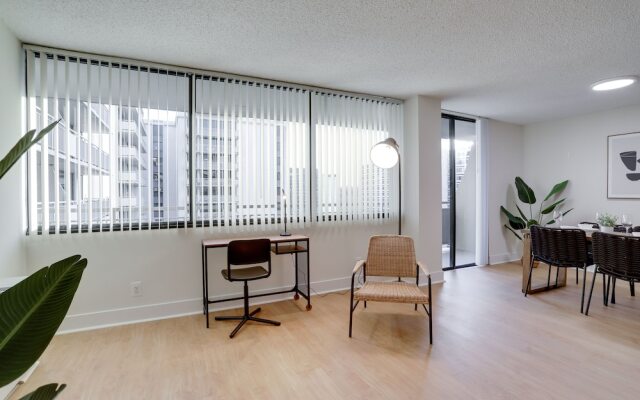 Condo Steps Away from Crystal City Metro