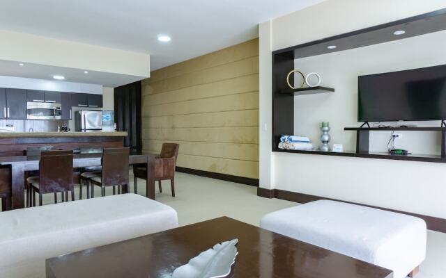 Aldea Thai 305 2 Bedroom Condo by RedAwning