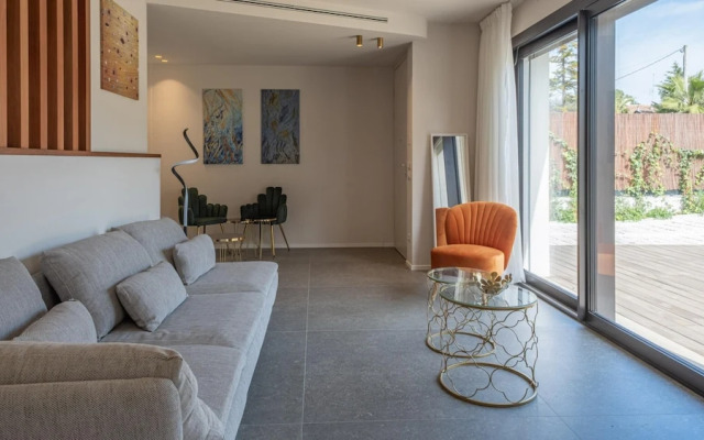 Marea 8 Emma Villas