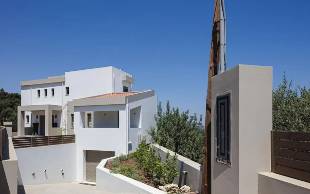Villa Rizes Luxury in Maroulas