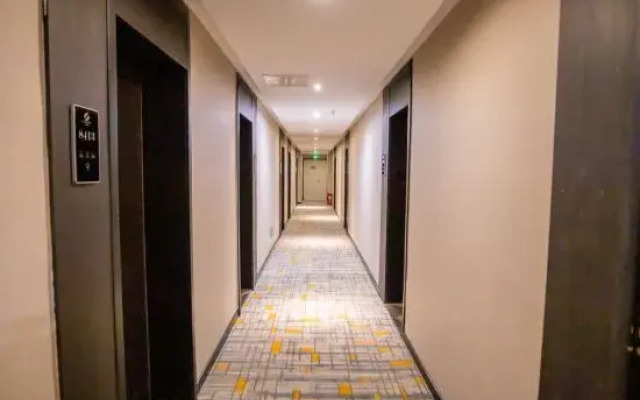 Xiyue Hotel (Yuxi Station Branch)