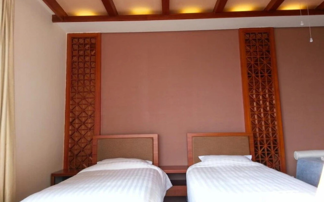 Lingshui Sea View Vacation Apartment