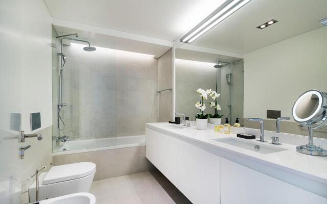 Amazing 1BDR Apartment in Chiado by LovelyStay