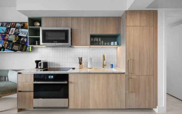 Elegant Studio with Panoramic City Views