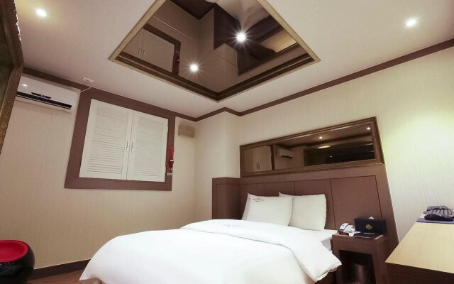 Seongnam Wol Hotel