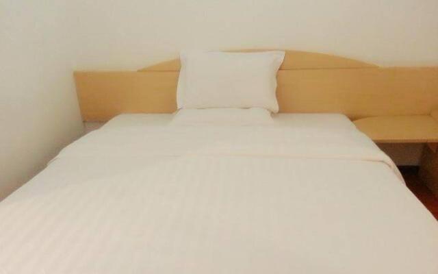 7 Days Inn Shanghai Zhangjiang Branch