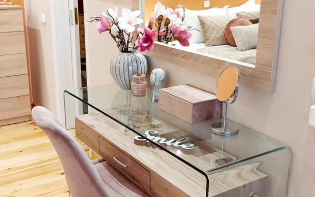 Unique, Stylish Studio near Beaches