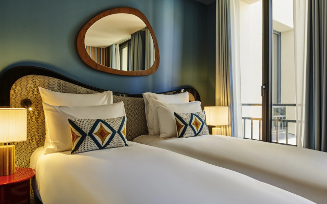 Mercure Paris Butte Montmartre Basilique