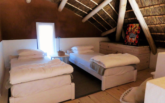 Zebras Crossing Lodge